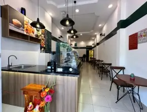 Bí Quyết Thiết Kế Quán Cafe Nhỏ Đẹp: Tối Ưu Không Gian, Tiết Kiệm Chi Phí (<50m2)