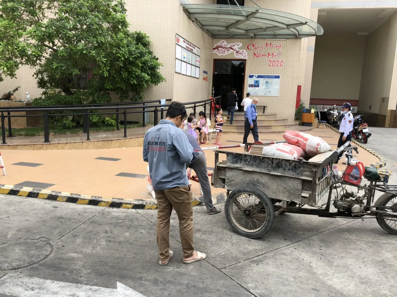 Sửa chữa căn hộ chung cư Đức Khải, Lạc Long Quân, Quận Tân Bình