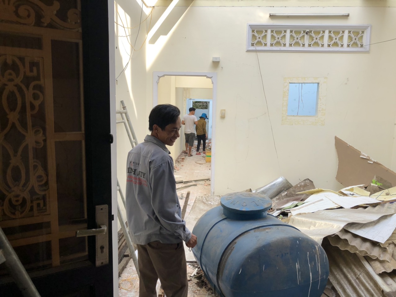 Nhà cấp 4 xuống cấp nặng