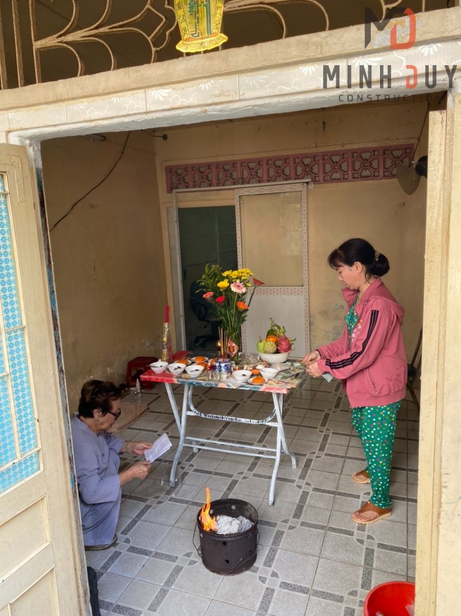 Gia chủ tiến hành lễ động thổ dự án