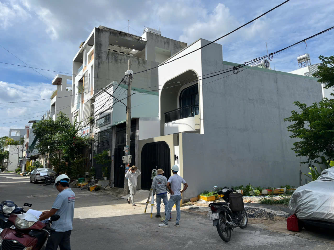 Kinh nghiệm thực chiến và hồ sơ năng lực (portfolio)