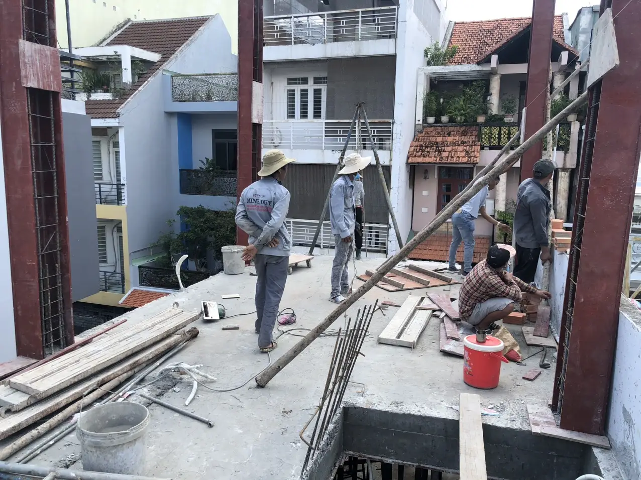 Công tác thi công đổ cột