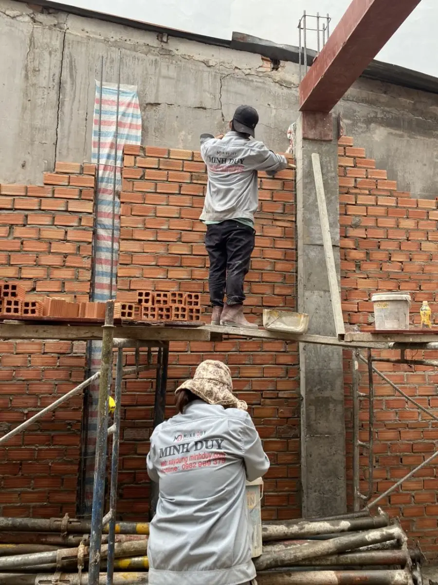 Công tác xây tường bao và ngăn chia không gian