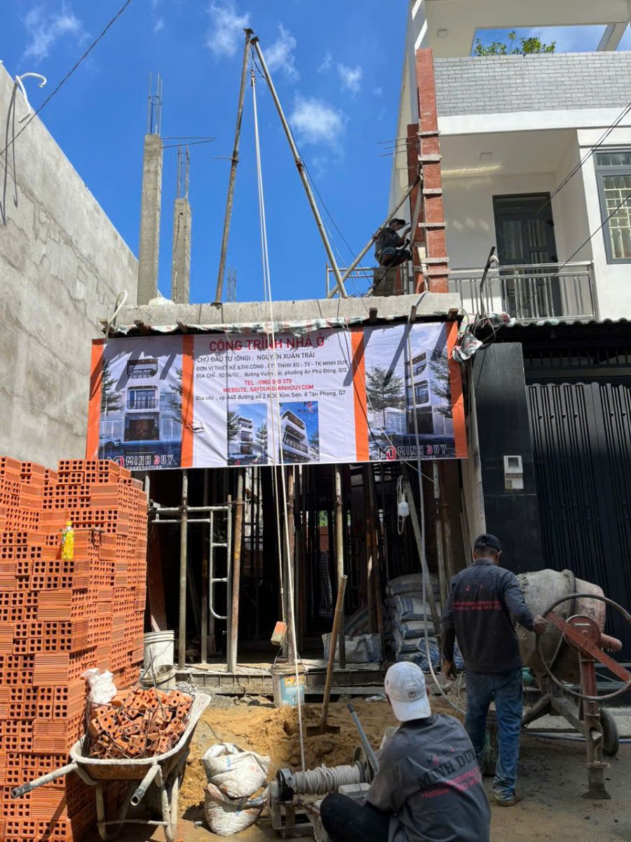 Lắp dựng cốt thép, coffa, đổ bê tông cột, dầm, sàn các tầng